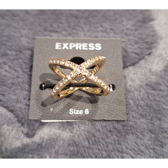 NWT Express Gold-Tone Crisscross Rhinestone Ring Size 6 - Picture 2 of 4